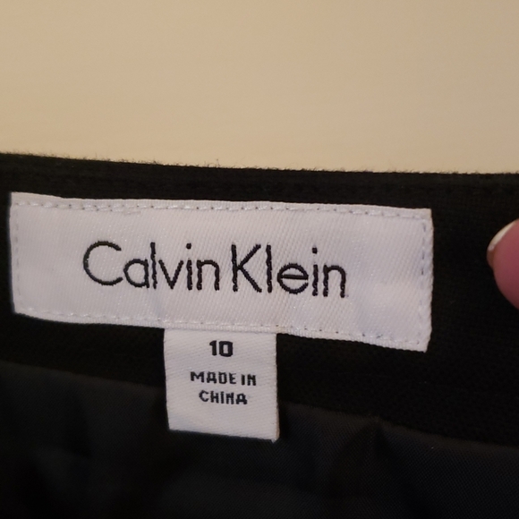 Calvin Klein black skirt - Picture 4 of 6